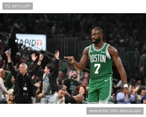 凯尔特人替补席喷发，板凳冲击力成新胜负分水岭